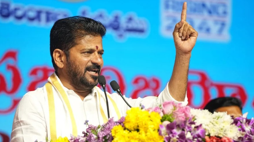 నిరుద్యోగులకు సీఎం రేవంత్ భారీ శుభవార్త.. వచ్చే రెండేళ్లలో మరో 40 వేల ఉద్యోగాలకు నోటిఫికేషన్‌లు